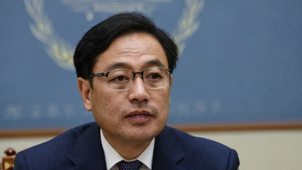 娱乐圈吃瓜专用网站揭露明星真实面貌与近期爆料对比