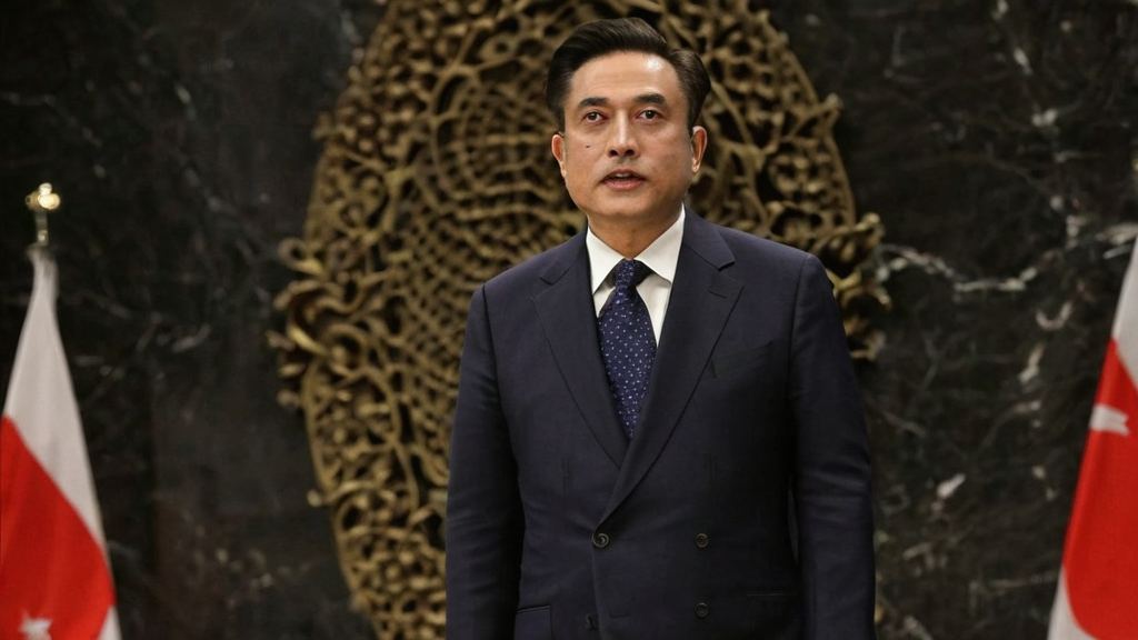 娱乐吃瓜酱爆改明星带你领略成功蜕变的故事引发热议