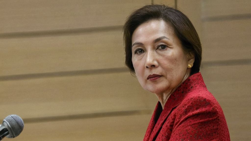 微博上曝光了一对明星带你领略娱乐圈风云变幻的甜蜜与争议